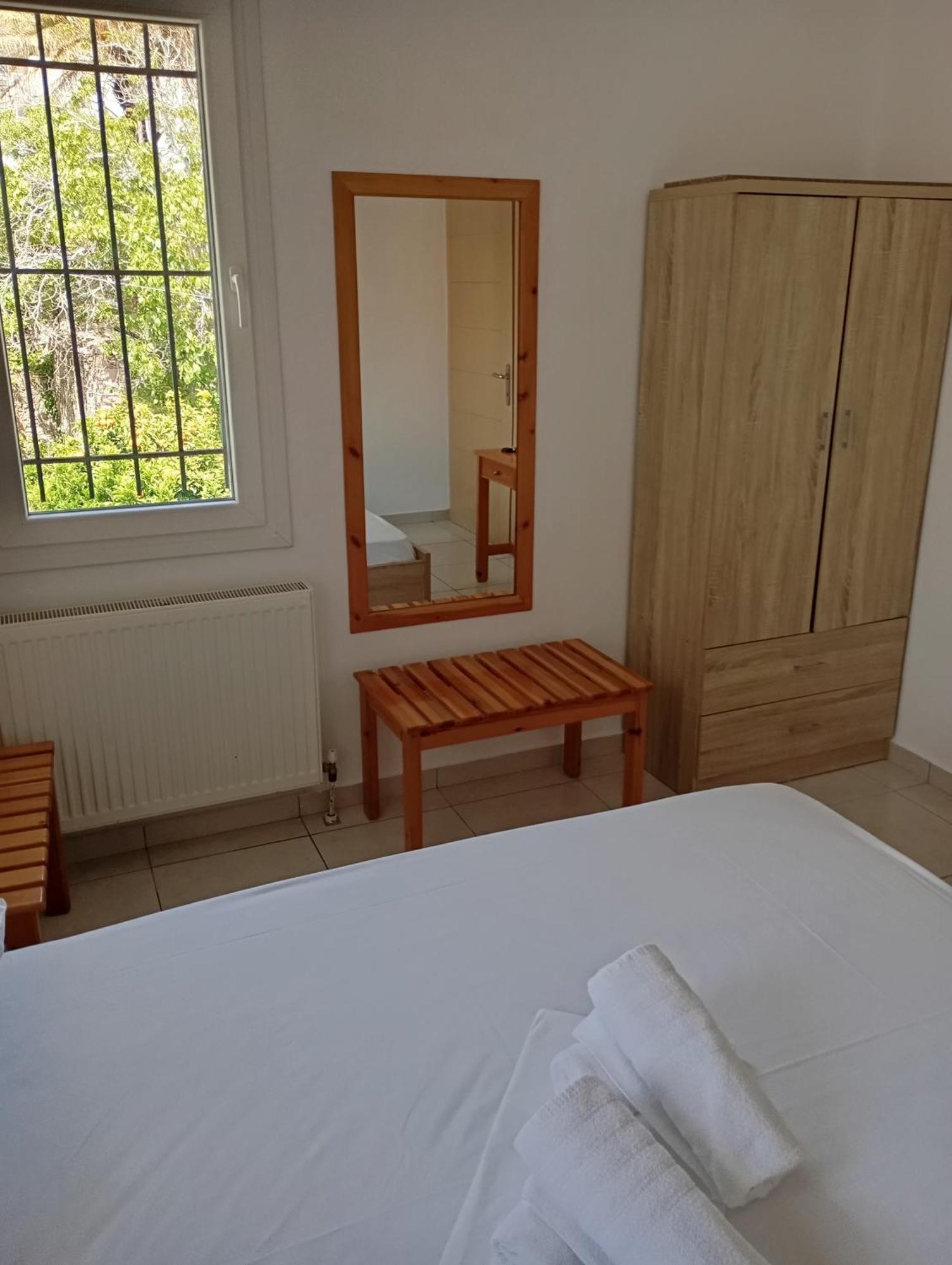Pyrgos Sofokleous Hotel Mytilíni Exterior foto